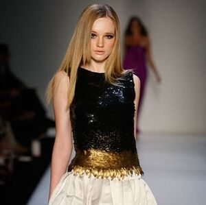 ◇$3,390 OSCAR DE LA RENTA ICONIC BLACK GOLD BEAD FEATHER RUNWAY BLOUSE US 6 M